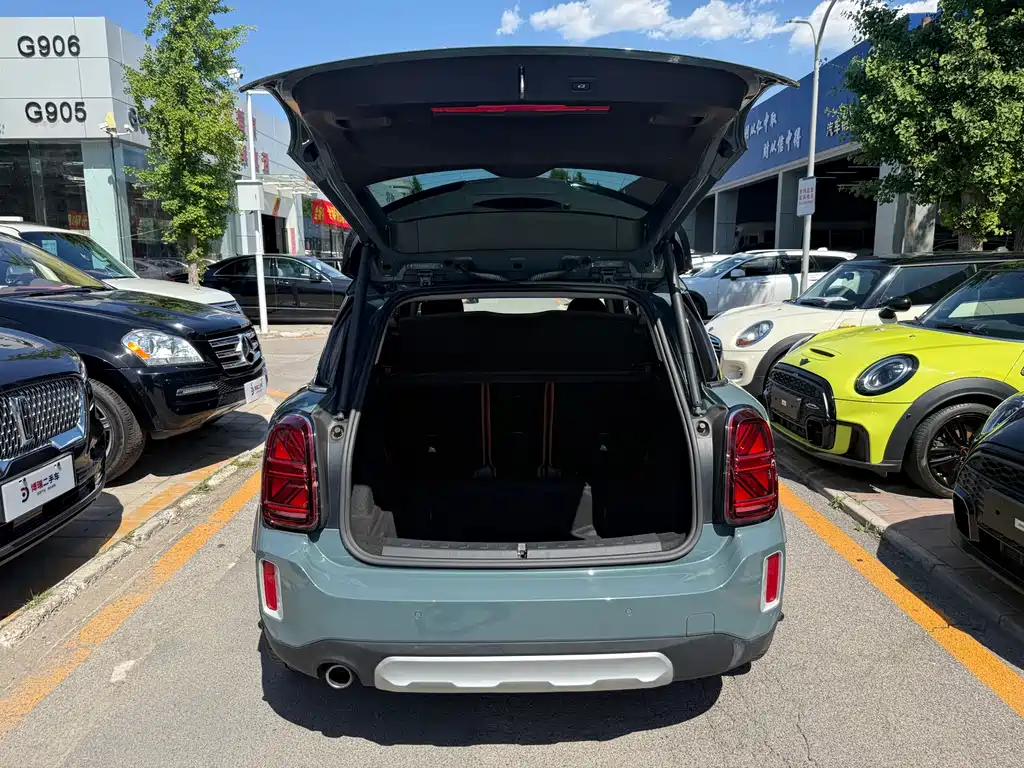 MINI COUNTRYMAN 1.5 T COOPER ALL4 Connoisseur