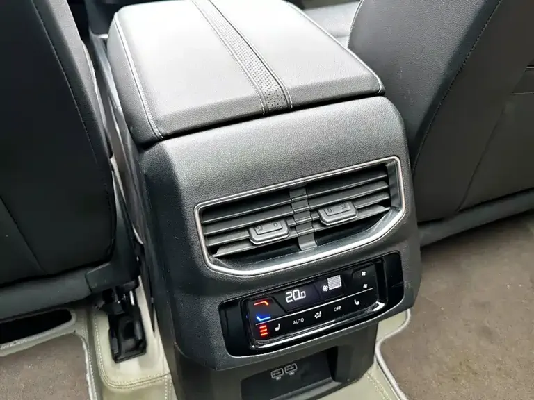 Volkswagen Talagon 380 TSI 4 WD Luxury Premium Realm Pro
