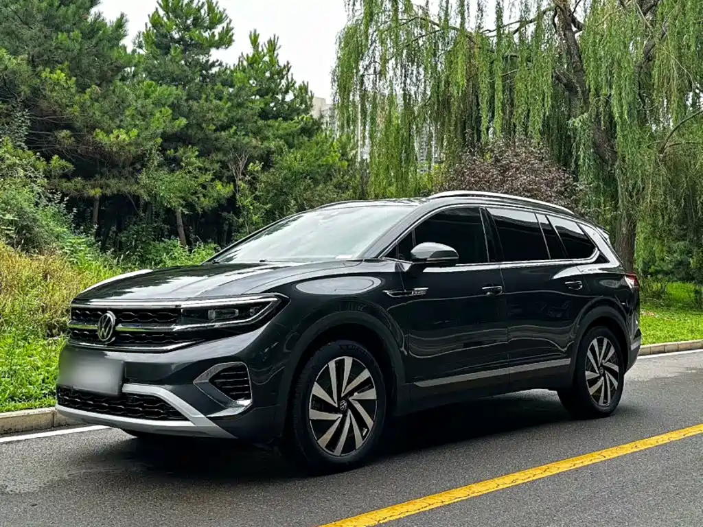 Talagon 380 TSI 4 WD Luxury Premium Realm Pro
