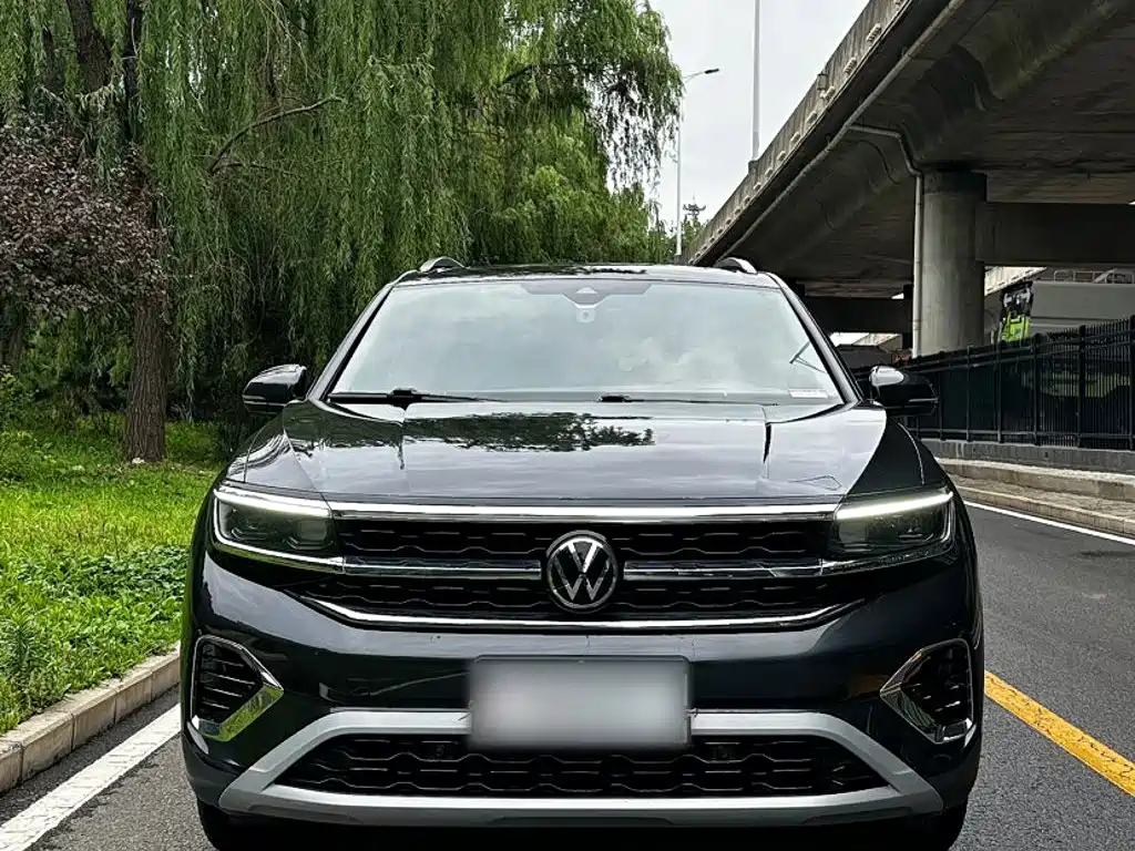 Talagon 380 TSI 4 WD Luxury Premium Realm Pro