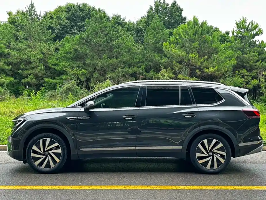 Talagon 380 TSI 4 WD Luxury Premium Realm Pro
