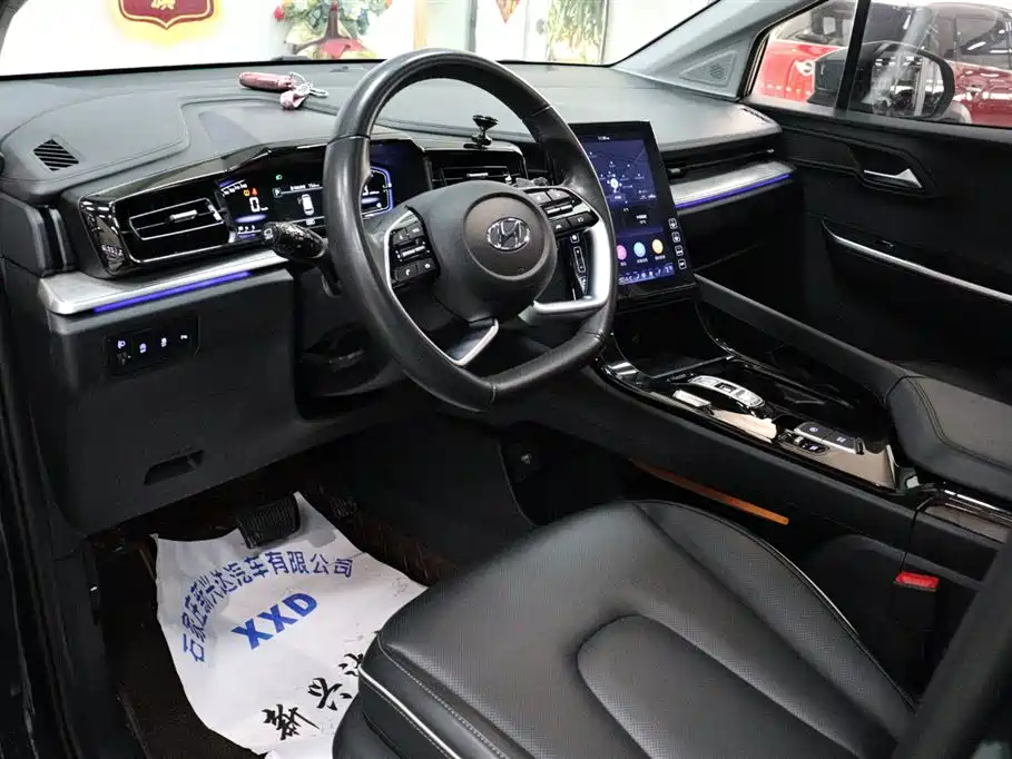 Custo 380 TGDi Smart Love Distinguished LUX Premium