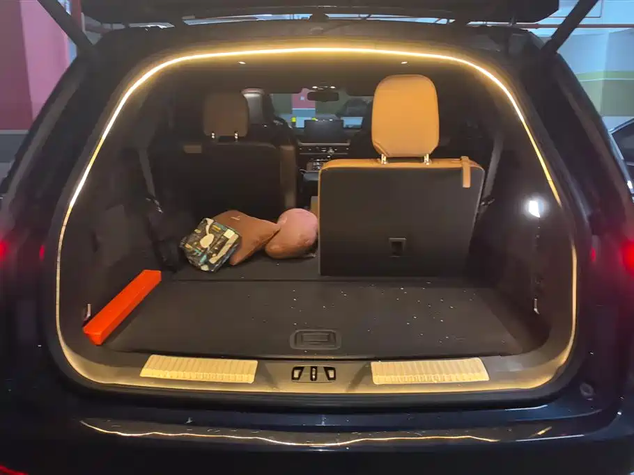 Aviator 3.0 T V6 4 WD Executive