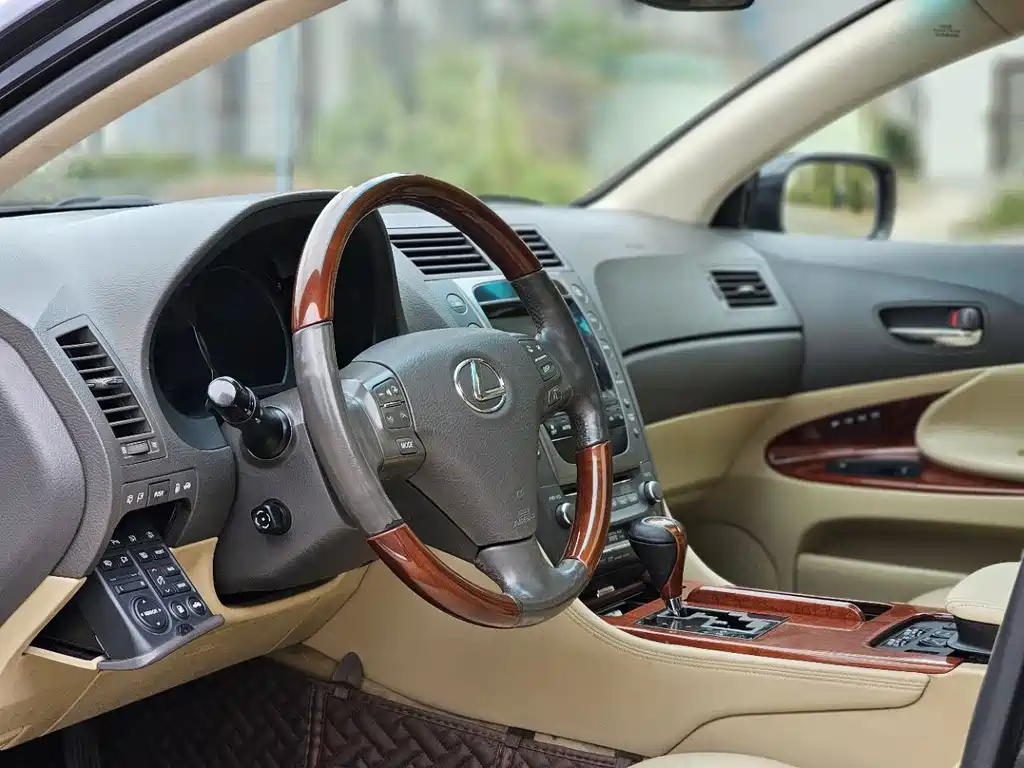 Lexus GS 430