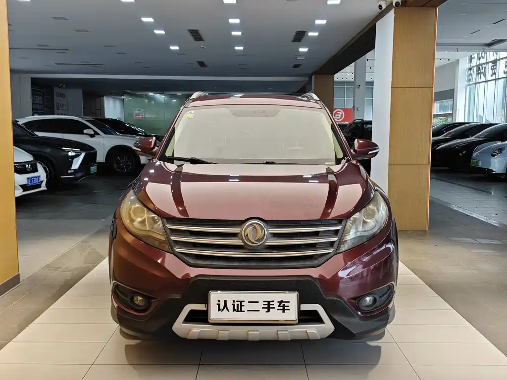 Fengguang 580 1.5 T CVT Luxury