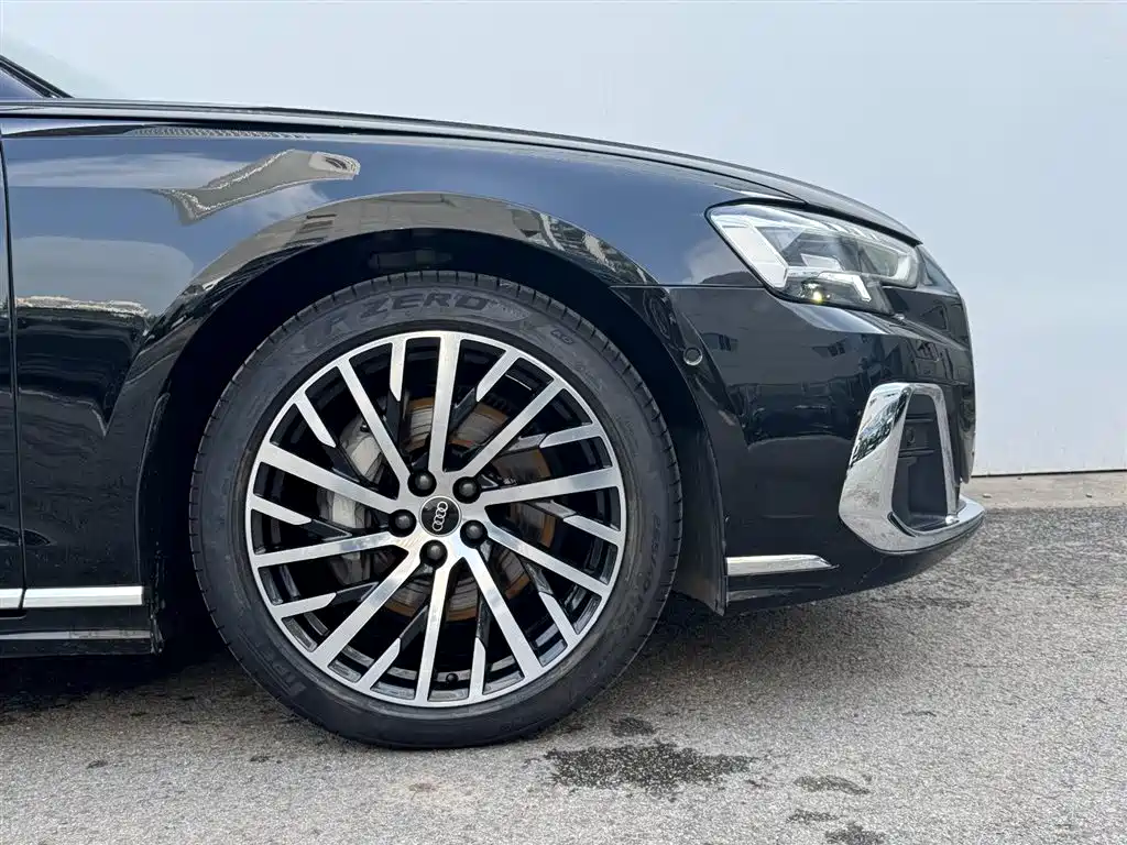 Audi A8 A8 L 50 TFSI quattro Select