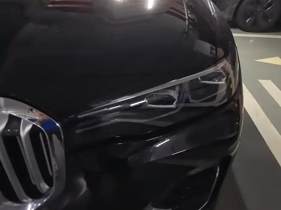 BMW X7 xDrive40 i Leading Luxury Package