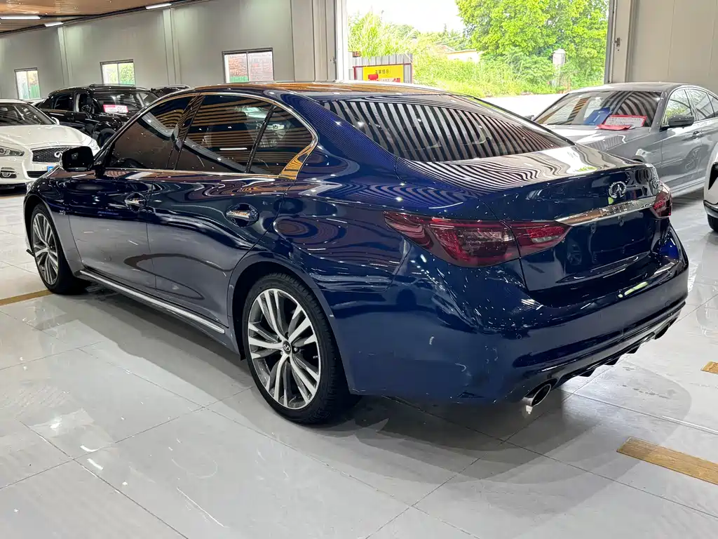 Infiniti Q50 L 2.0 T 30 Anniversary Limited