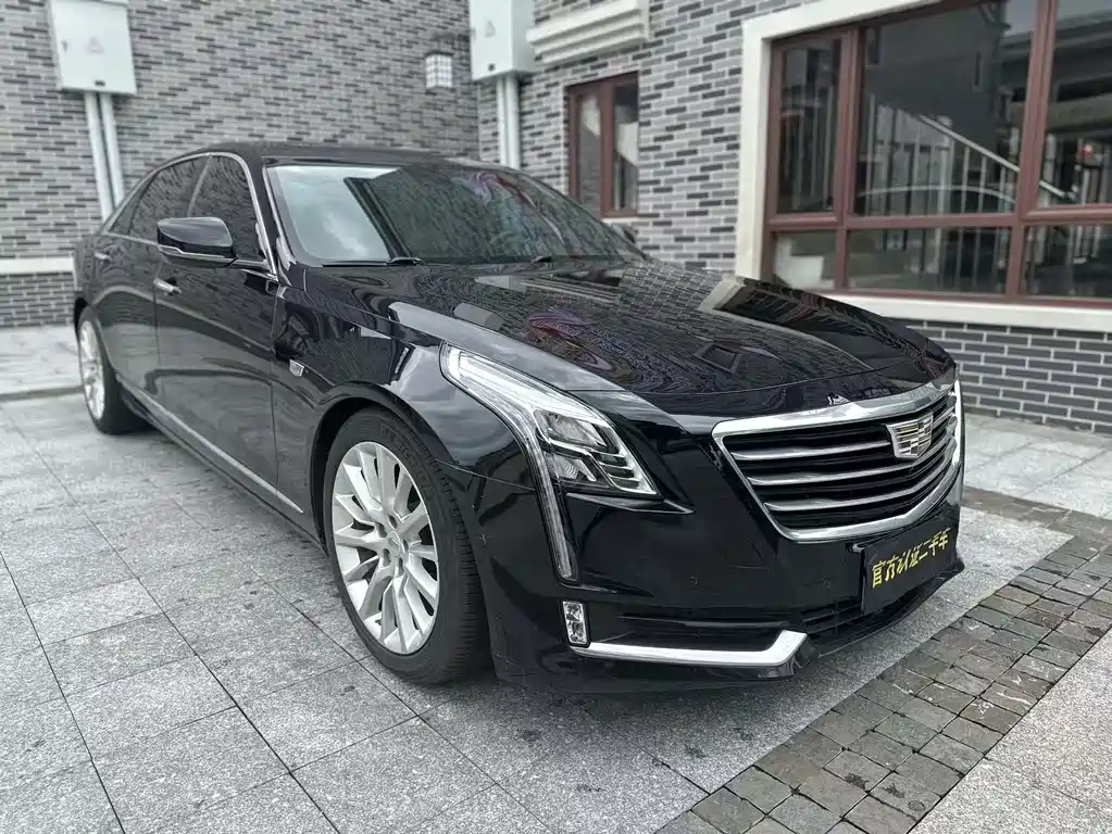 Cadillac CT6 28 T Leading