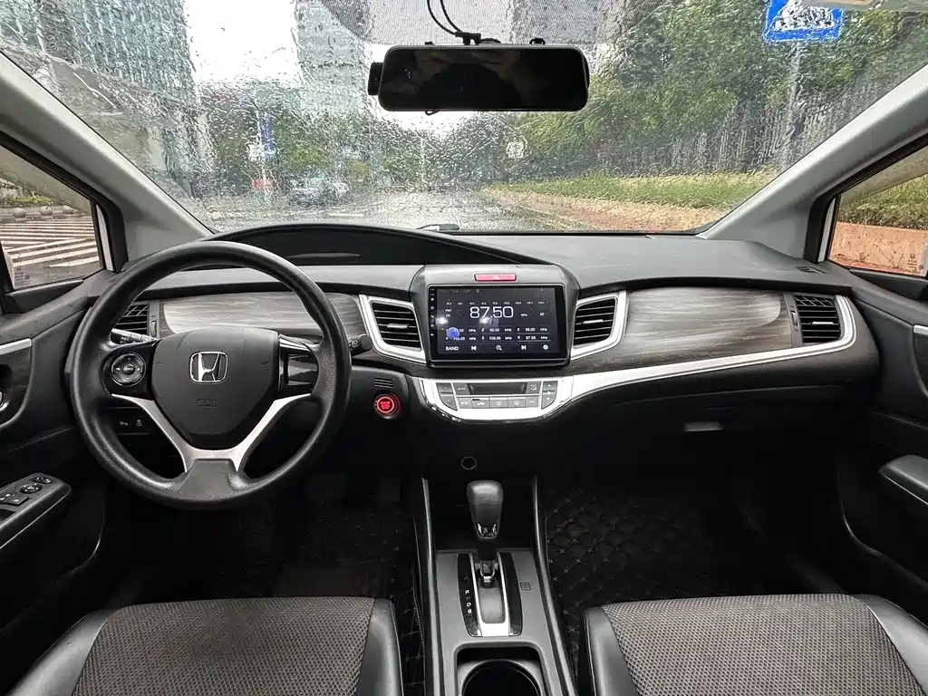 Jade 1.8 L Auto Comfort 5-seat