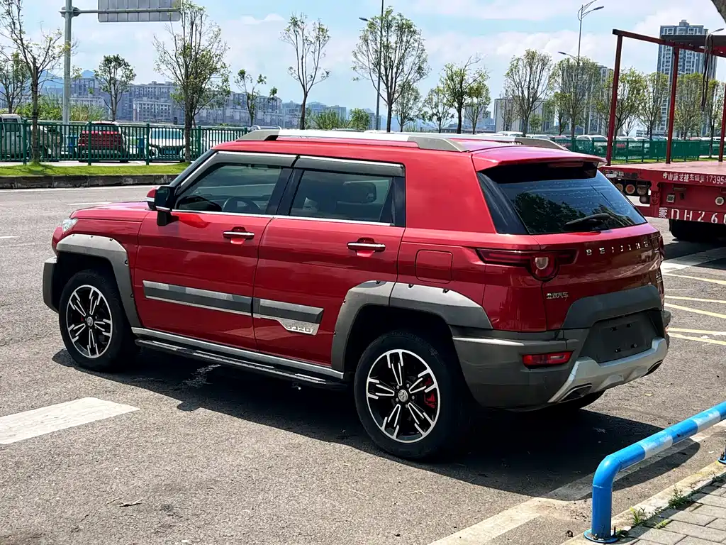 Beijing Offroad BJ20 1.5 T CVT Luxury