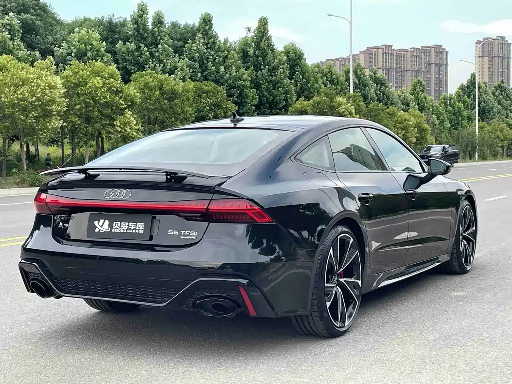 Audi A7 55 TFSI quattro Premium