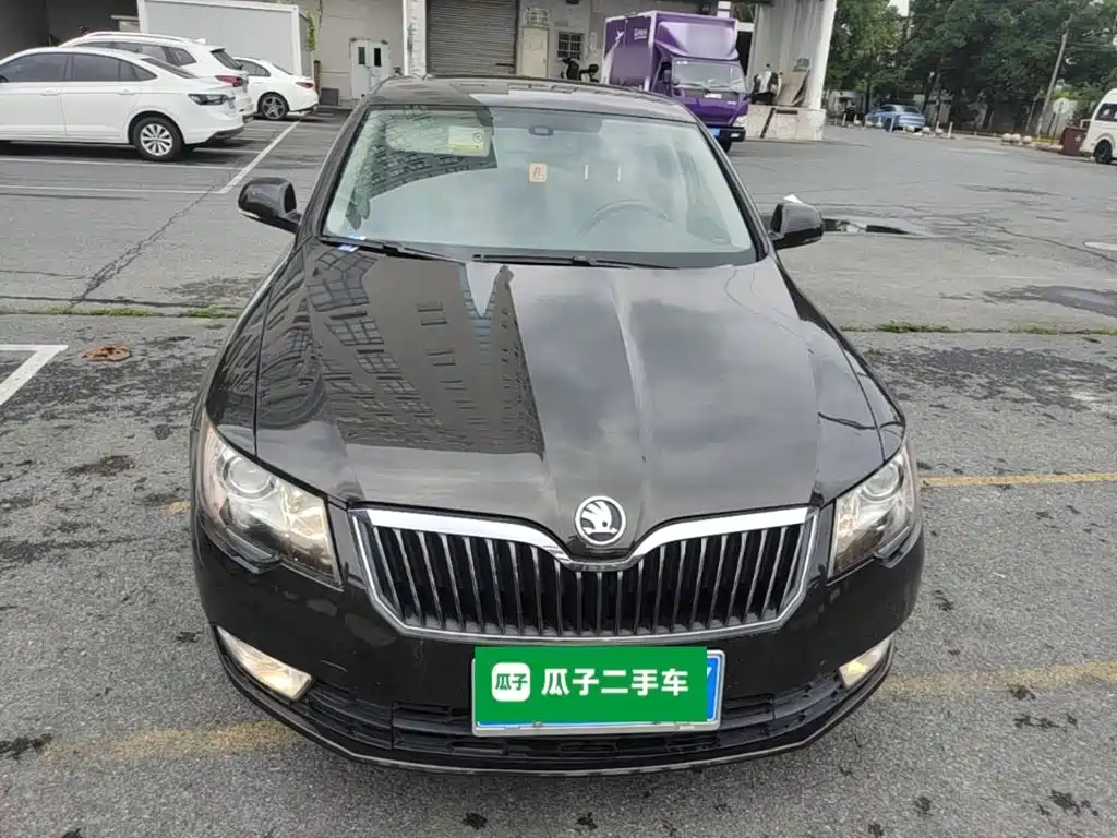 Superb 1.8 TSI Auto Noble