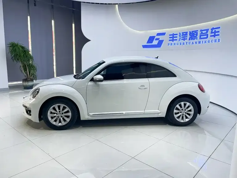 Volkswagen Beetle 180 TSI Comfort Joy