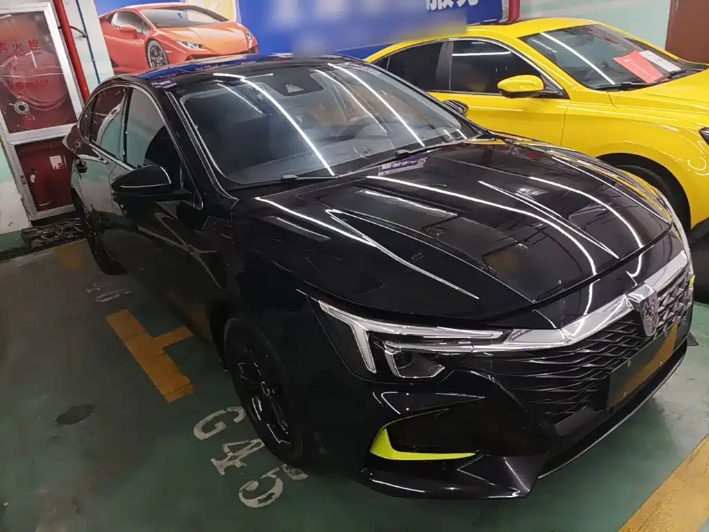 Roewe i6 MAX 荣威i6 MAX 2020款 300 TGI 自动爽酷智驾版