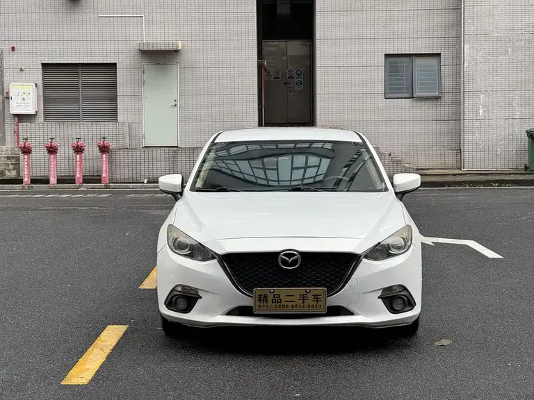 Mazda 3 Axela Sedan 1.5 L Auto Comfort