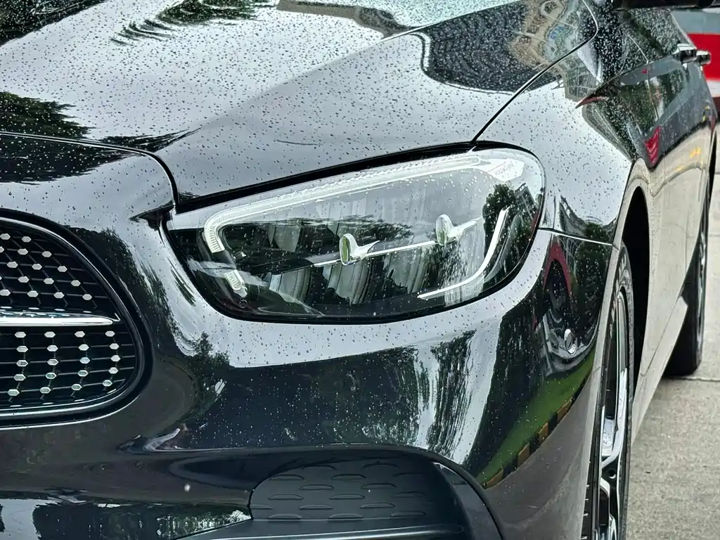 Mercedes-Benz E-Class (Import) E 300 Fashion Sport