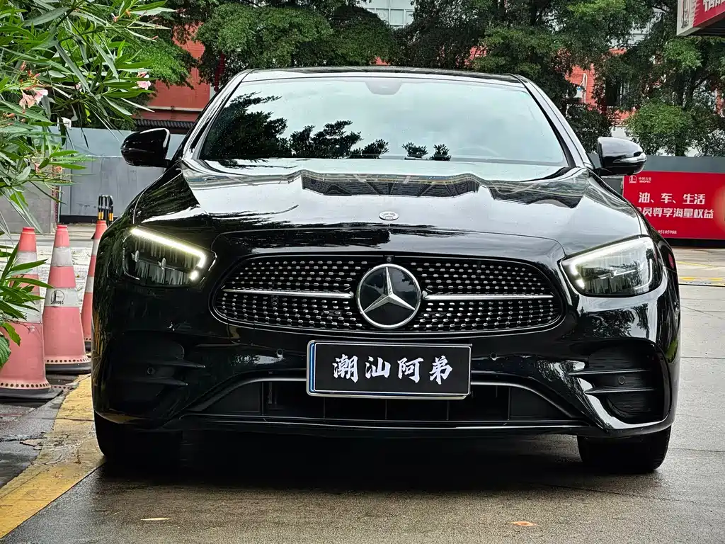 Mercedes-Benz E-Class (Import) E 300 Fashion Sport