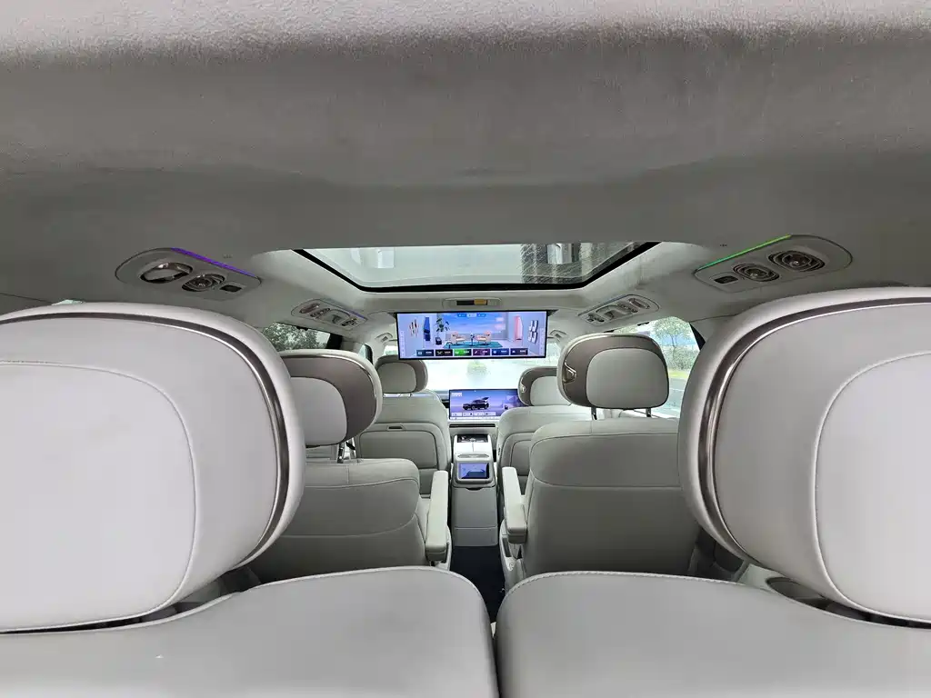 Lynk & Co 900 领克900 2025款 2.0 T Ultra 6座