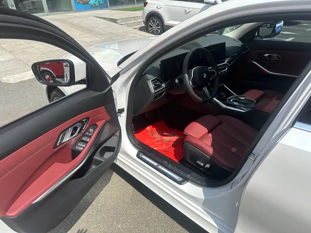 BMW 3 Series 320 Li M Sport Package
