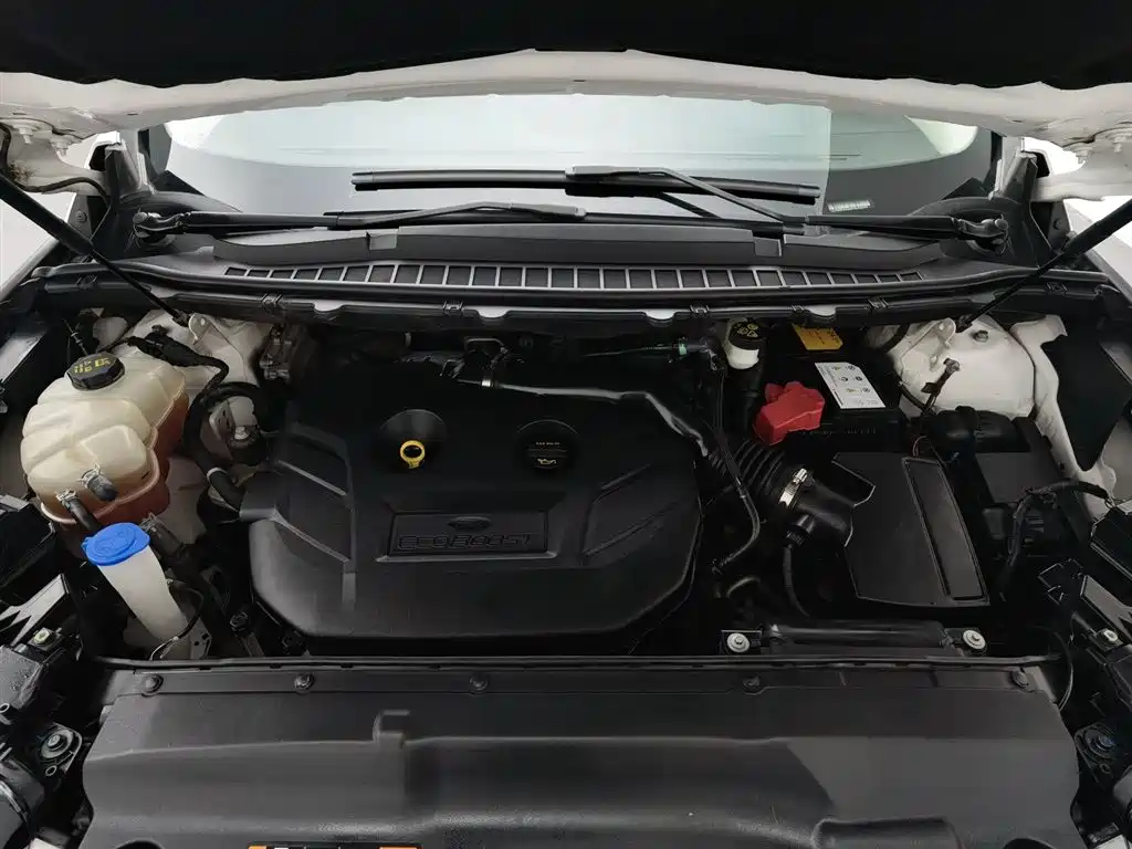 Edge 2.0 T GTDi 2 WD Grand Sharp