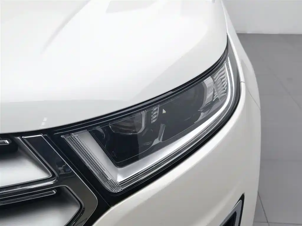Edge 2.0 T GTDi 2 WD Grand Sharp
