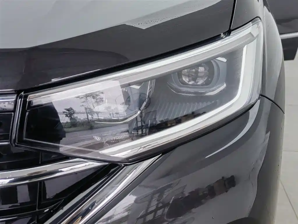 Tayron 330 TSI 2 WD Luxury Plus Advanced