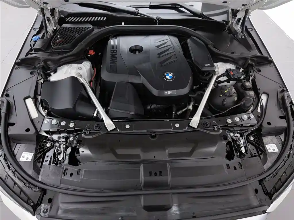 BMW 5 Series 530 Li Leading M Sport Package