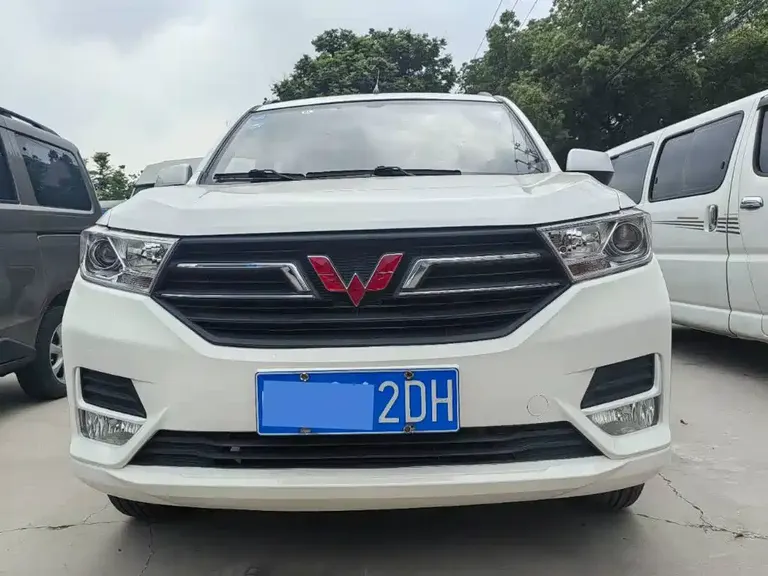 Wuling Hongguang 1.5 L S Comfort CN-VI LAR
