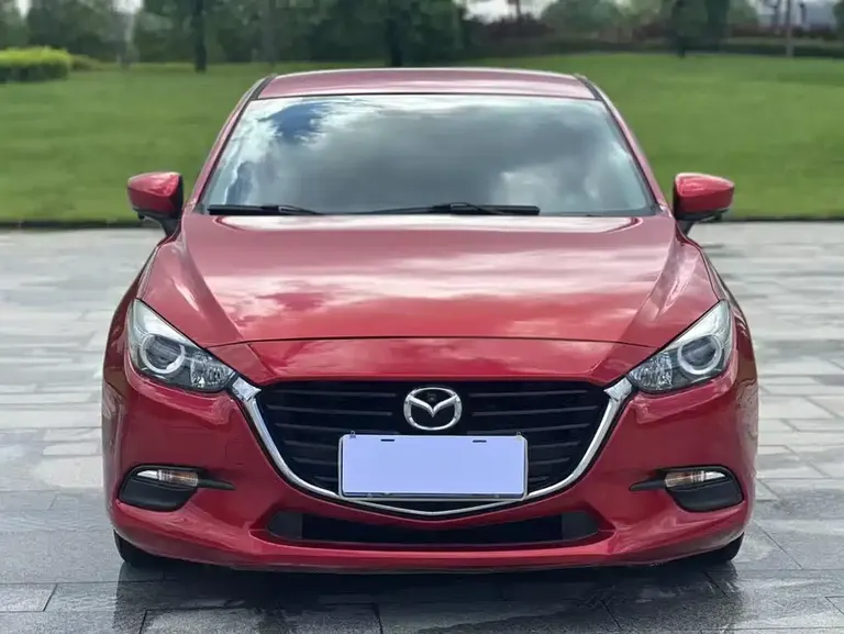 Mazda 3 Axela Sedan 1.5 L Auto Comfort