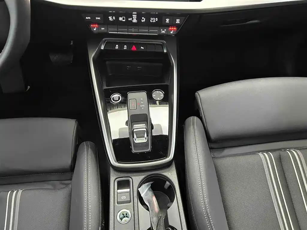 Audi A3 Facelift Sportback 35 TFSI Fashion Sport