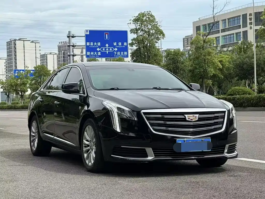 Cadillac XTS 28 T Tech