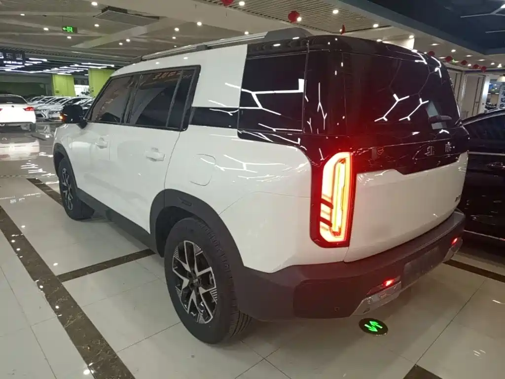 BAIC BJ30 1.5 T Magic Core Electric Drive Standard