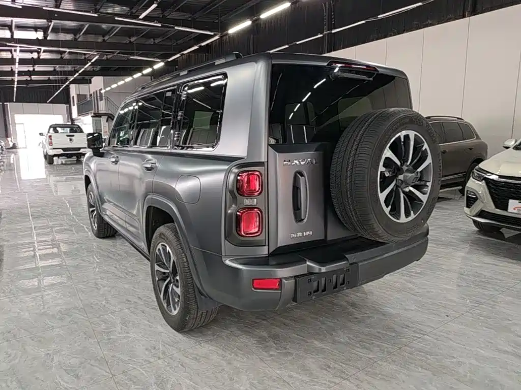 Haval H9 2.0 T Gasoline 4 WD Extreme Realm