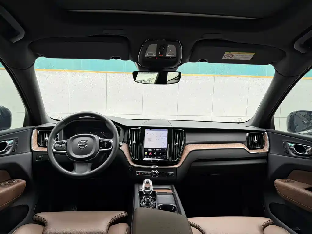 Volvo XC60 B5 4 WD Smart Vision Luxury
