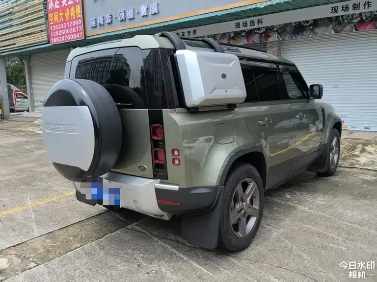Land Rover Defender 110 P400 HSE