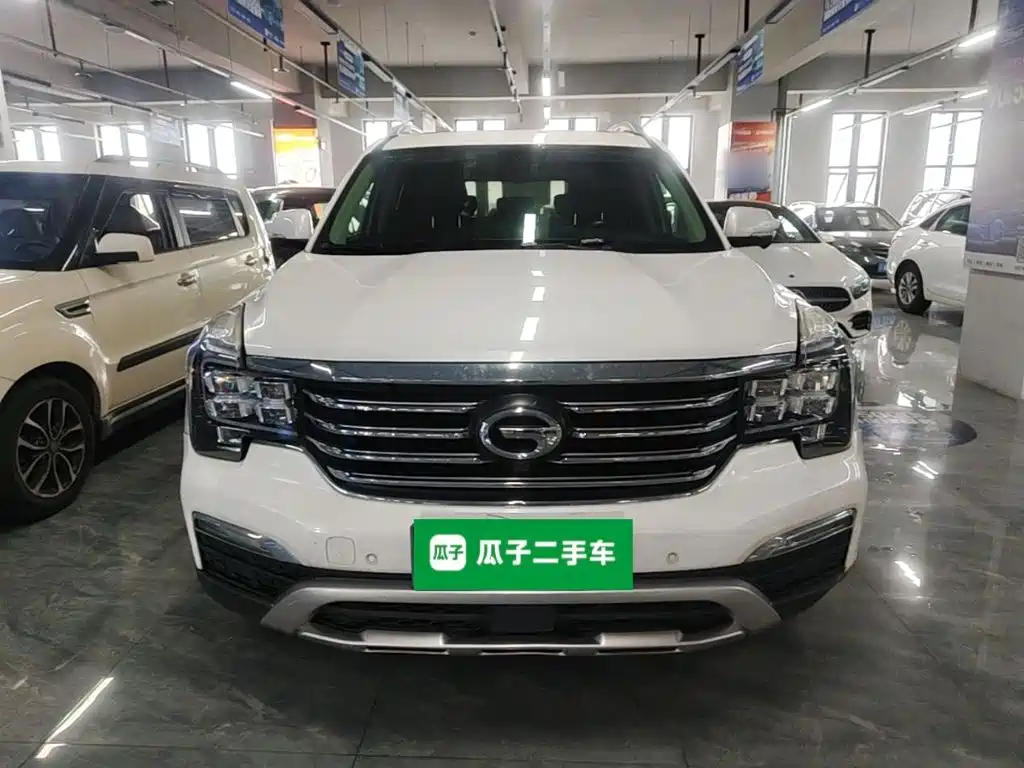 GAC Trumpchi GS8 320 T 2 WD Luxury Connected (7-seat)