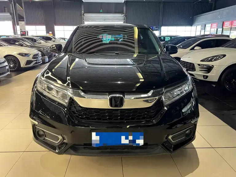 Honda Avancier 240 TURBO 2 WD Elite