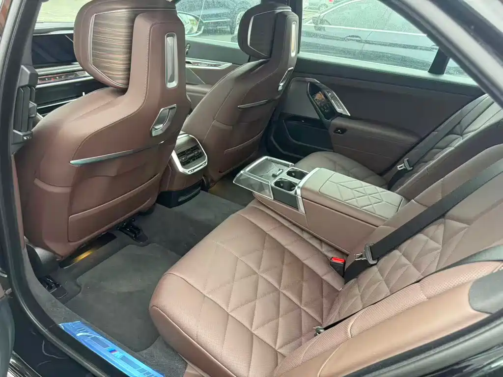 BMW 7 Series 740 Li Leading M Sport Package