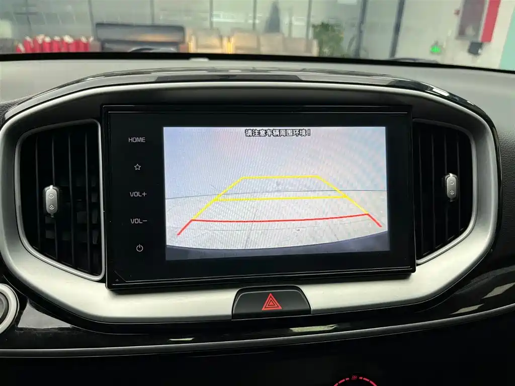 Stonic 1.4 L CVT Fun Enjoyment Sunroof