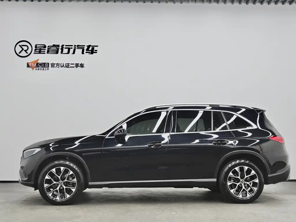 Mercedes-Benz GLC Facelift GLC 260 L 4 MATIC Dynamic 5-seat