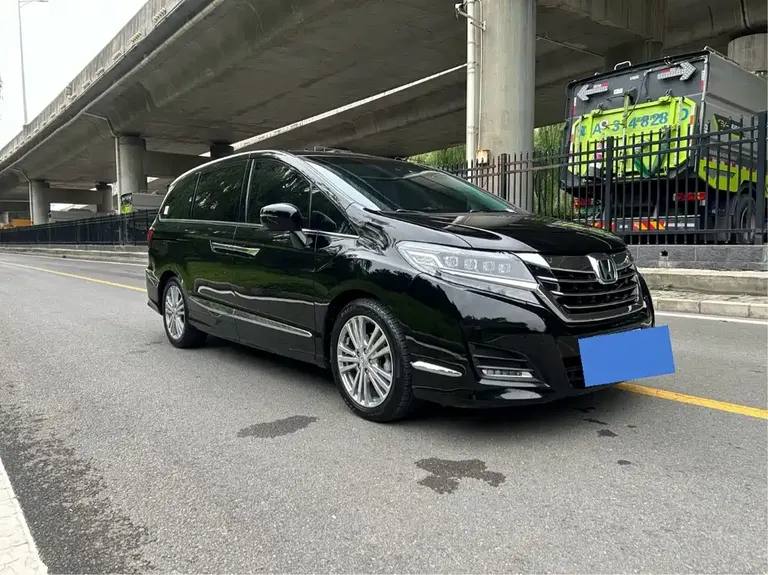 Honda Elysion 2.4 L Supreme