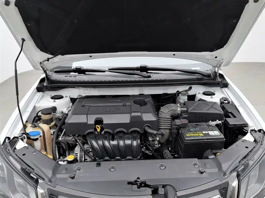 Emgrand Sedan Million 1.5 L CVT Upward