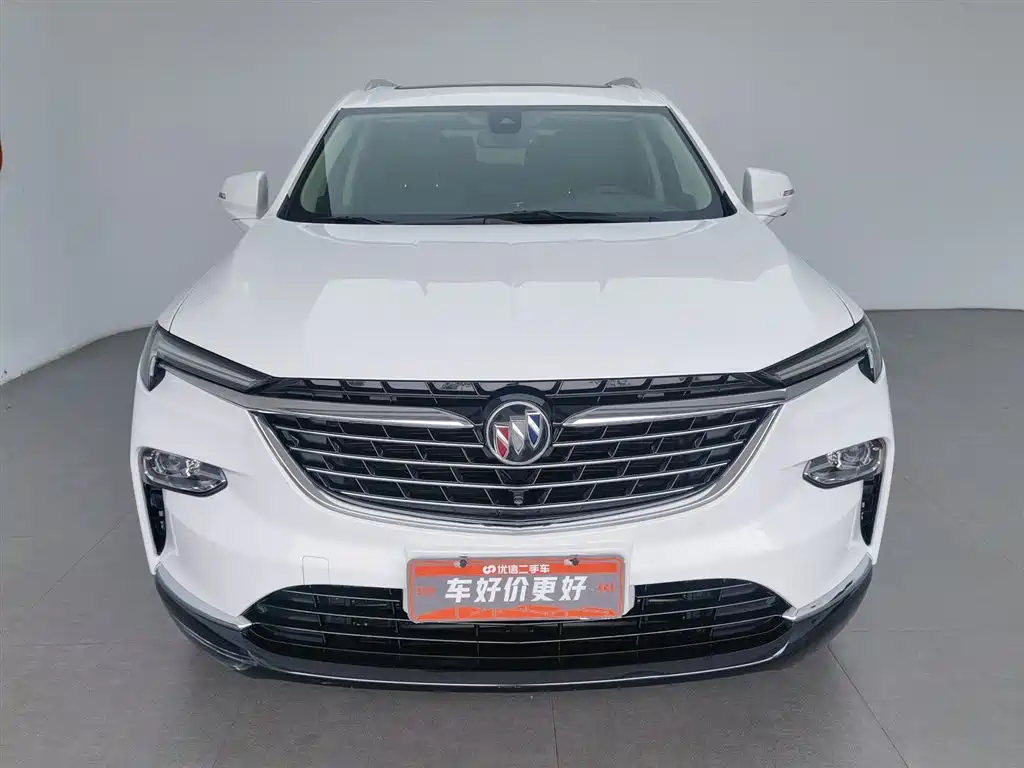 Enclave 28 T 2 WD Distinguished