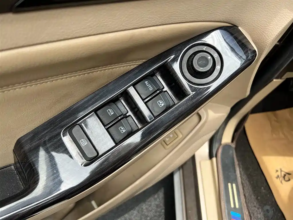 Baojun 730 1.5 L Manual Comfort 7-seat