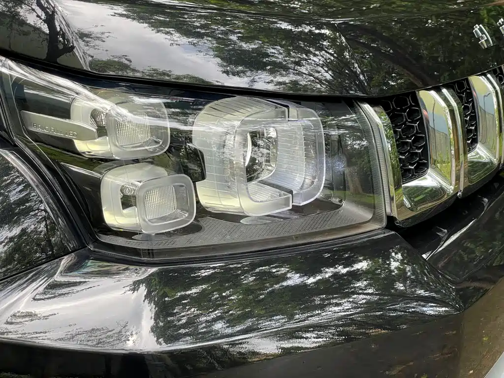 BAIC BJ40 2.0 T Auto 4 WD City Hunter Swordsman