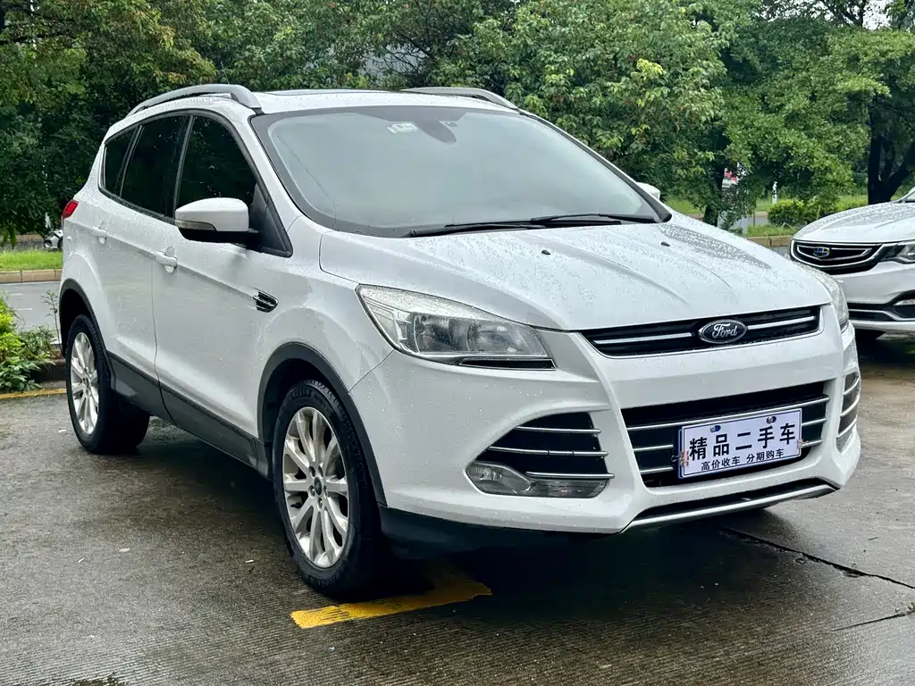 Kuga 1.6 L GTDi 2 WD Style