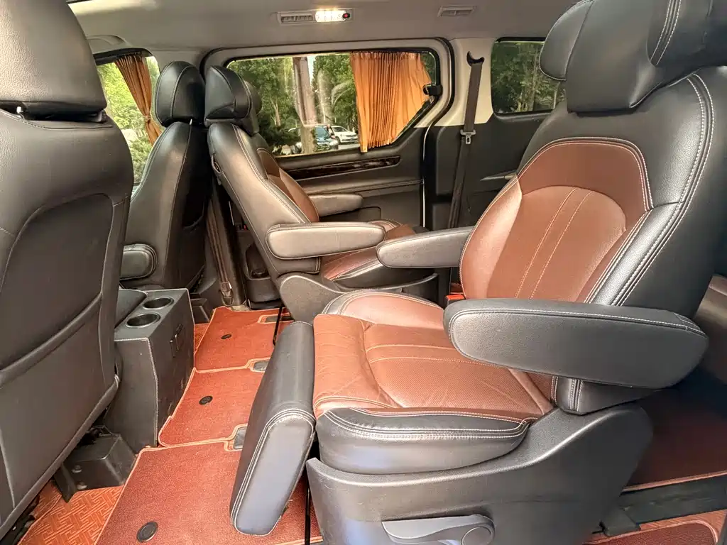Maxus G10 2.0 T Auto Luxury Executive
