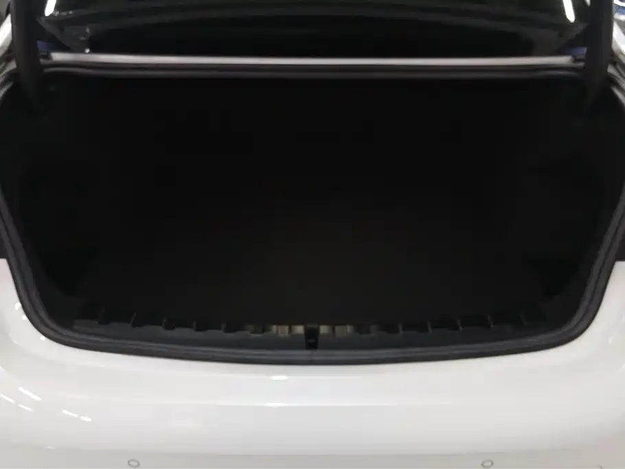 BMW 3 Series 325 Li M Sport Package