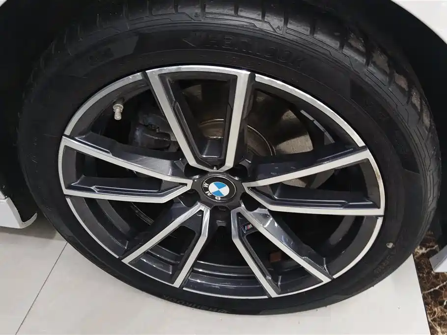 BMW 3 Series 325 Li M Sport Package